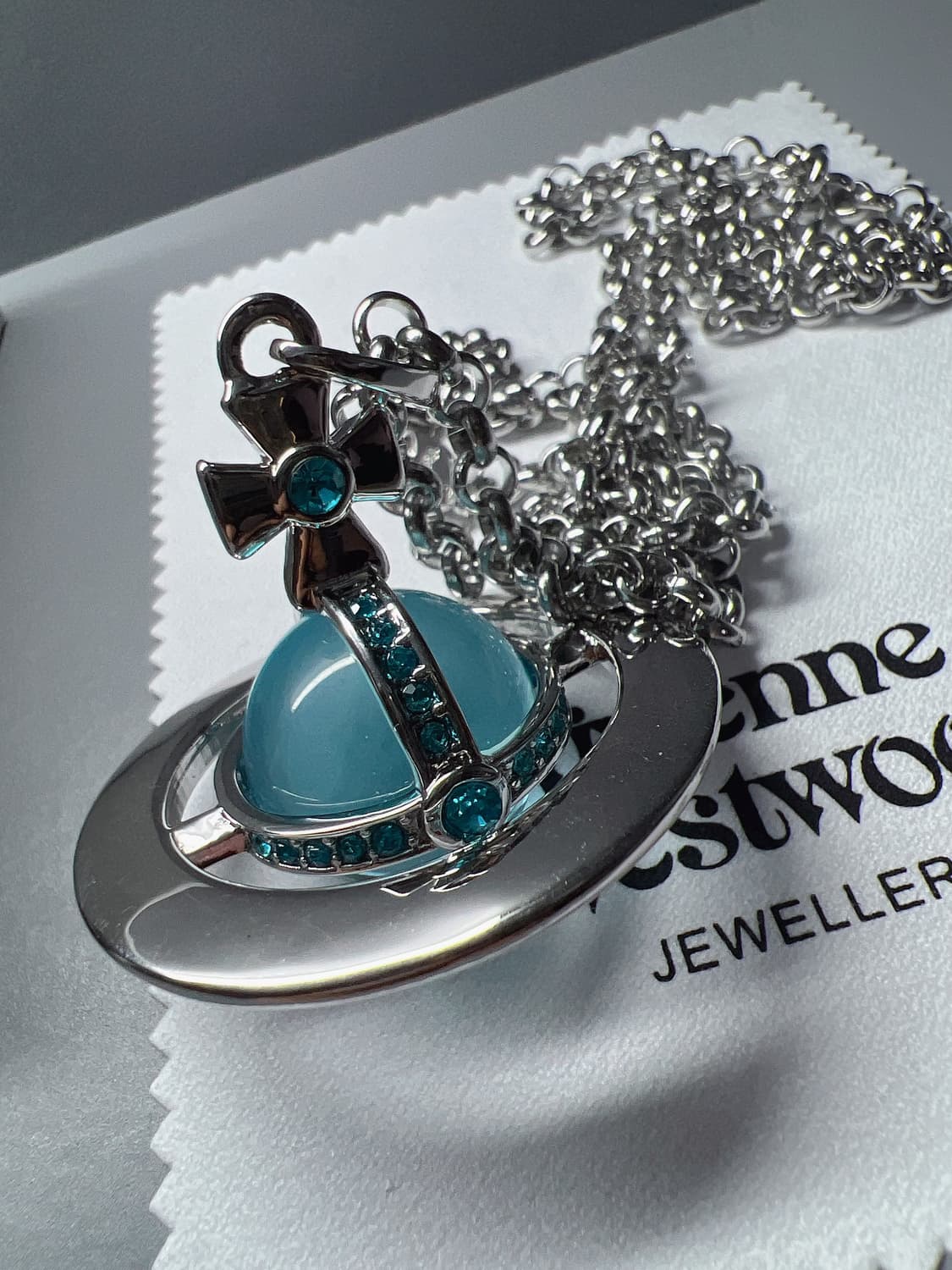 비비안웨스트우드 블루 빅오알비 목걸이 상품이미지5