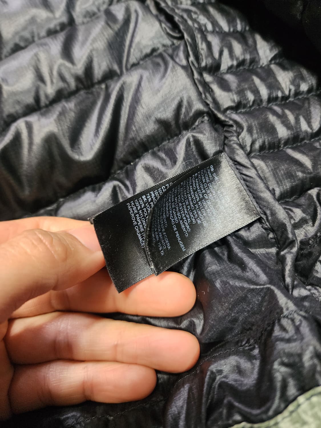 노스페이스 550 구스다운 패딩 조끼 카모 M사이즈 상품이미지3