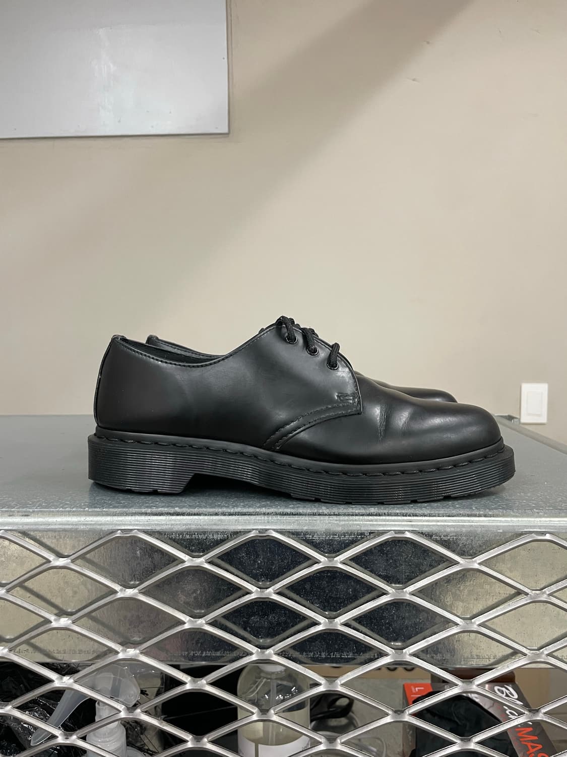 닥터마틴 1461 모노 UK7 상품이미지4