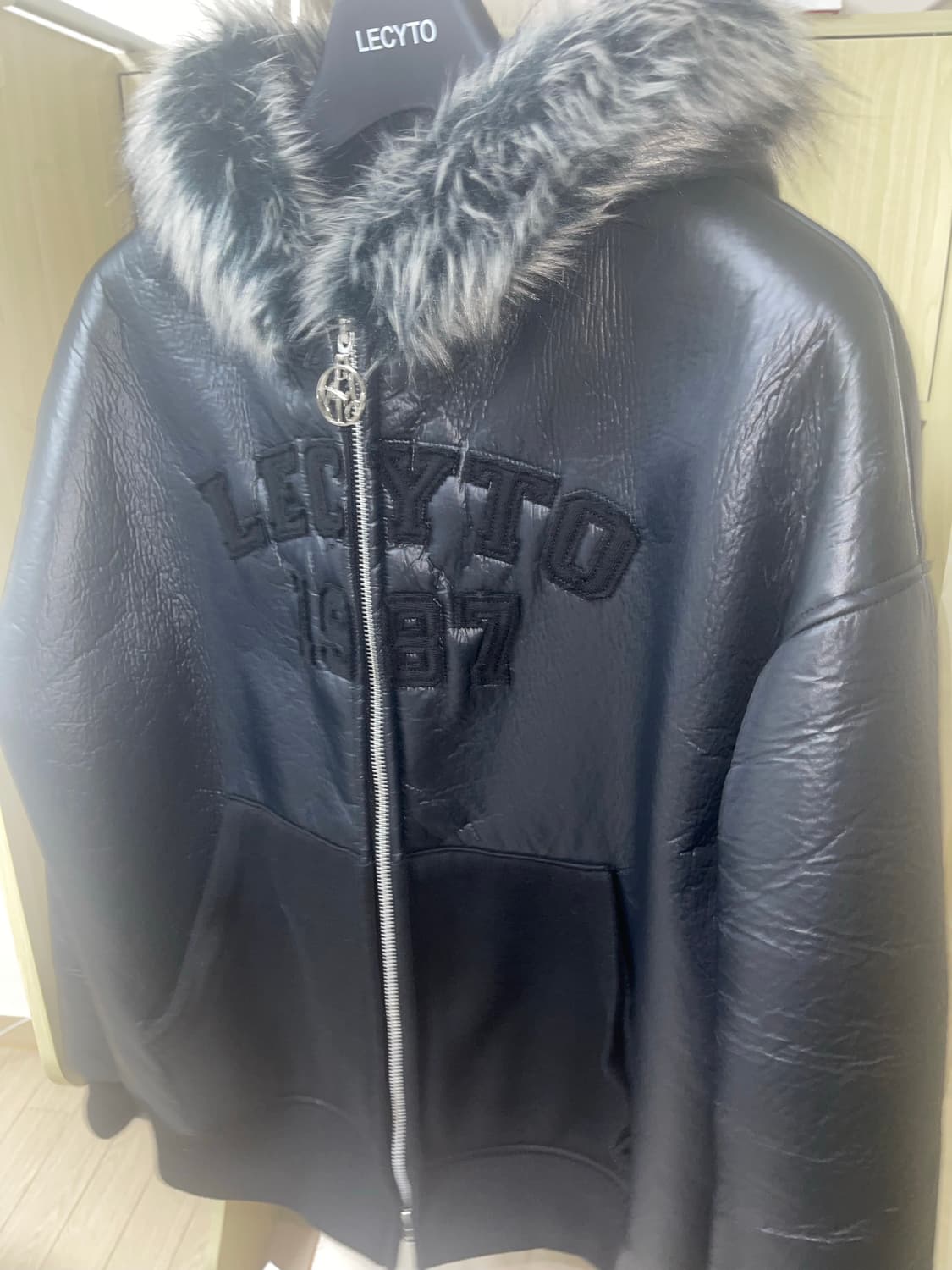 Lecyto 퍼 후드 집업 상품이미지1