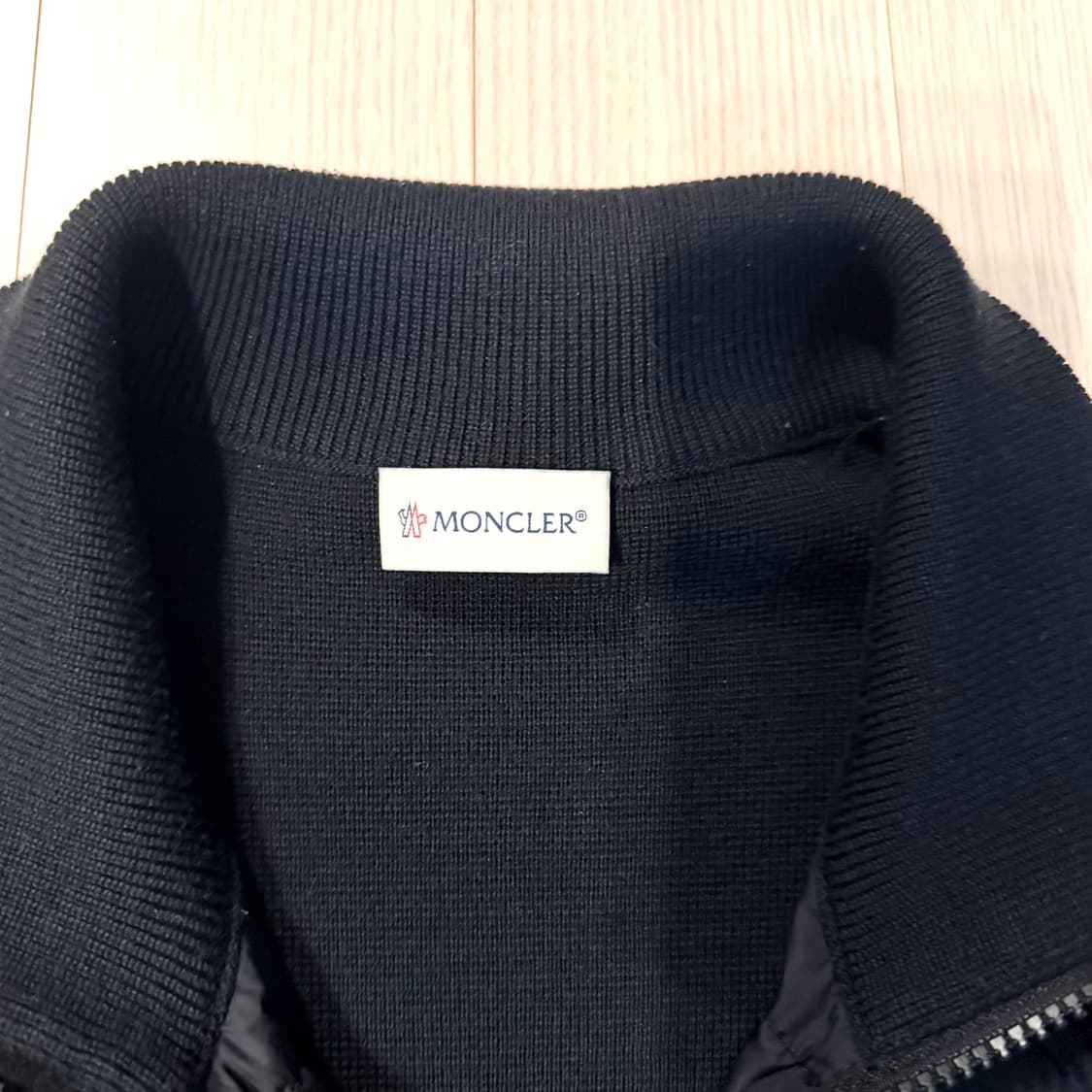 {신형/XL} 몽클레어 김현우 니트 울 패딩 블랙 상품이미지3