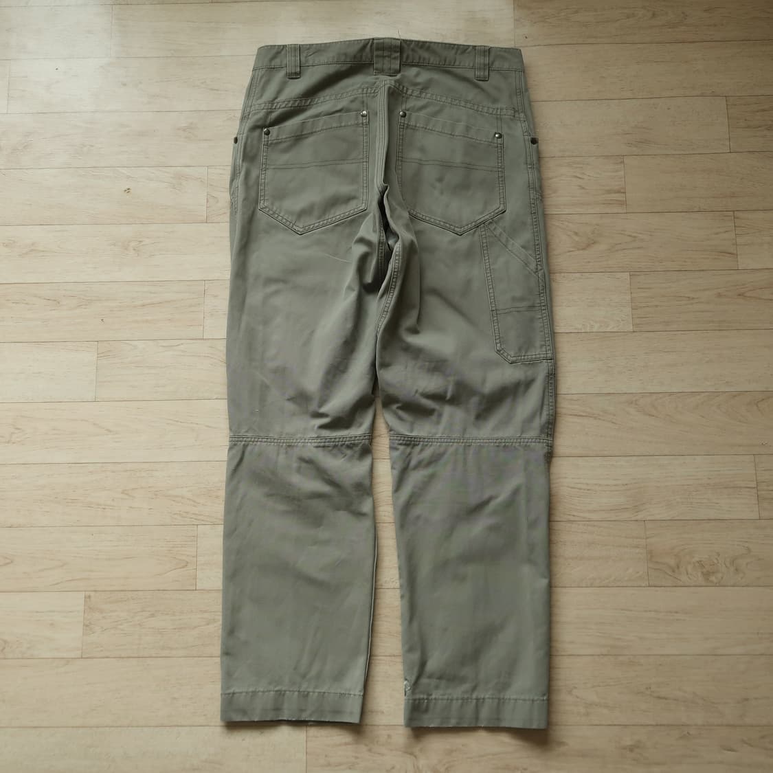 아크테릭스 카고 팬츠 상품이미지2