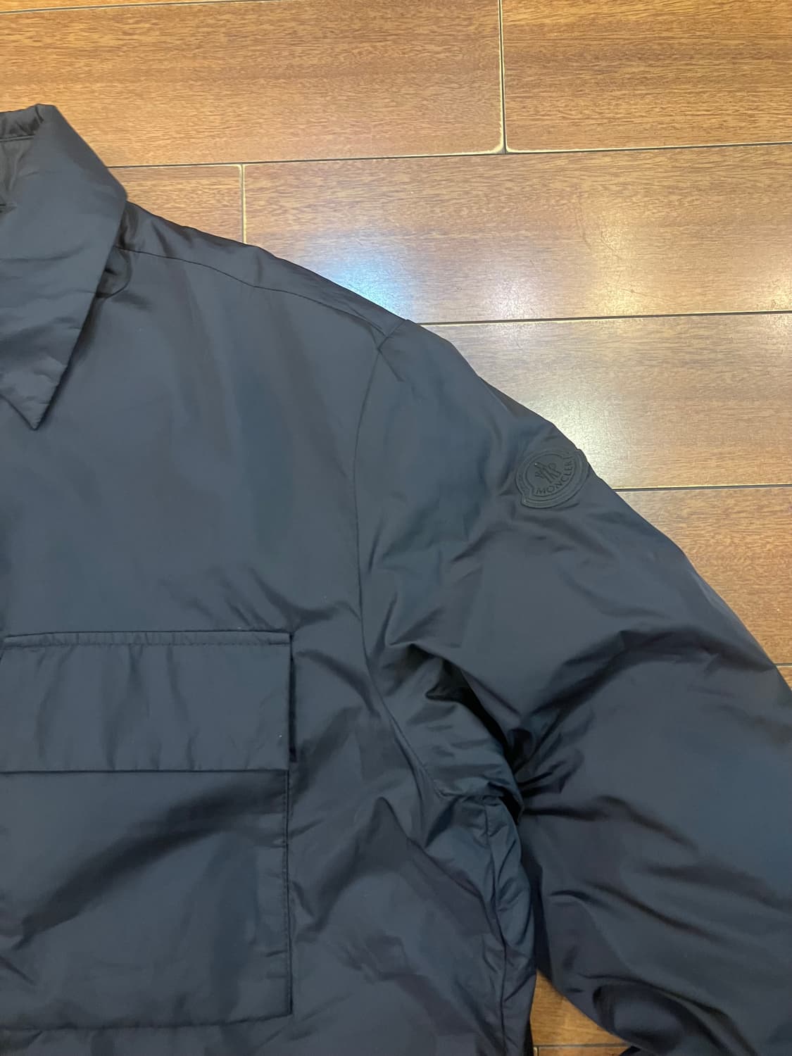 몽클레어 카시스 블랙와펜 패딩 셔츠자켓 (size 4) 상품이미지3