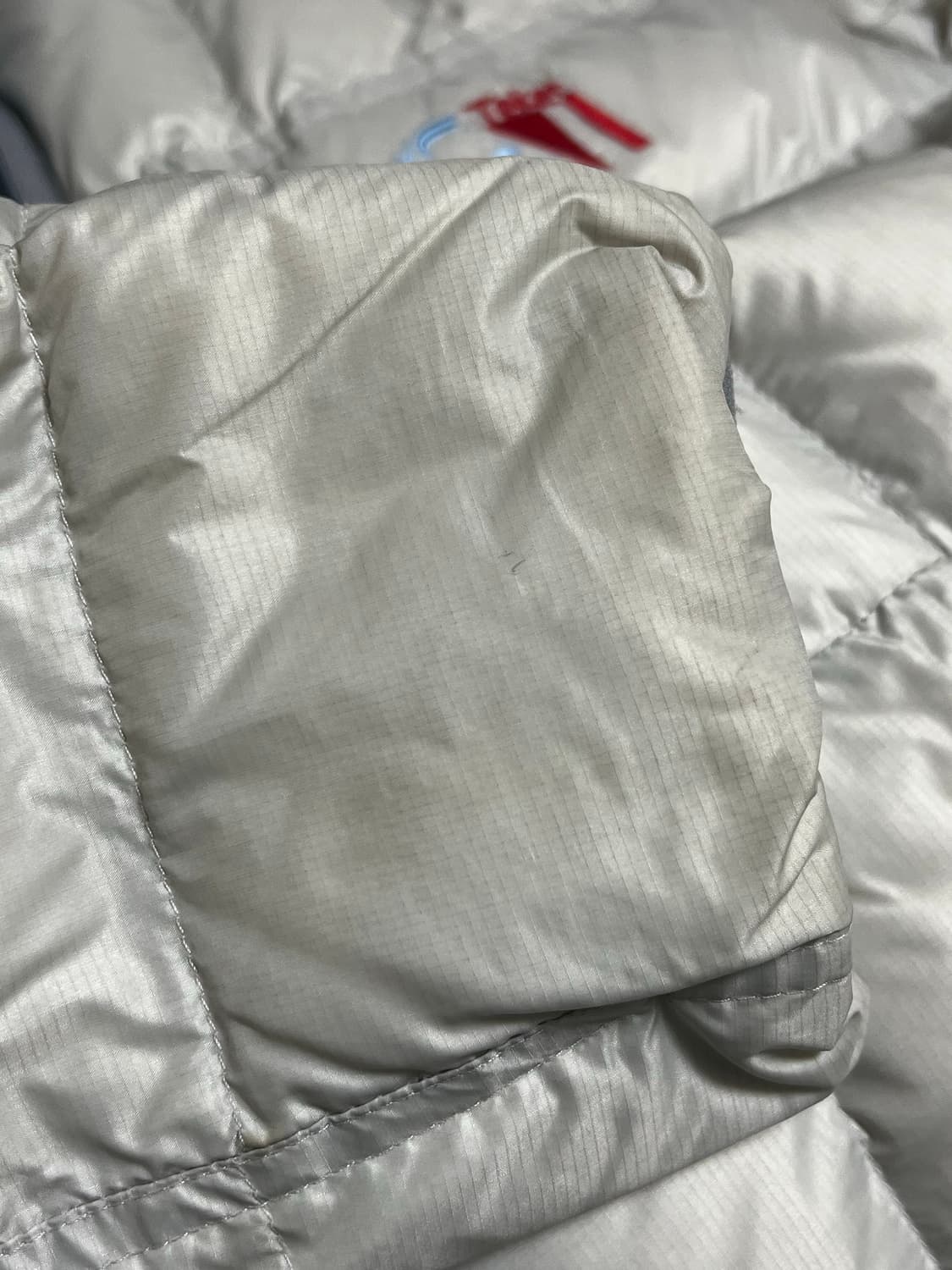 테켓 경량패딩 라이트그레이 상품이미지5