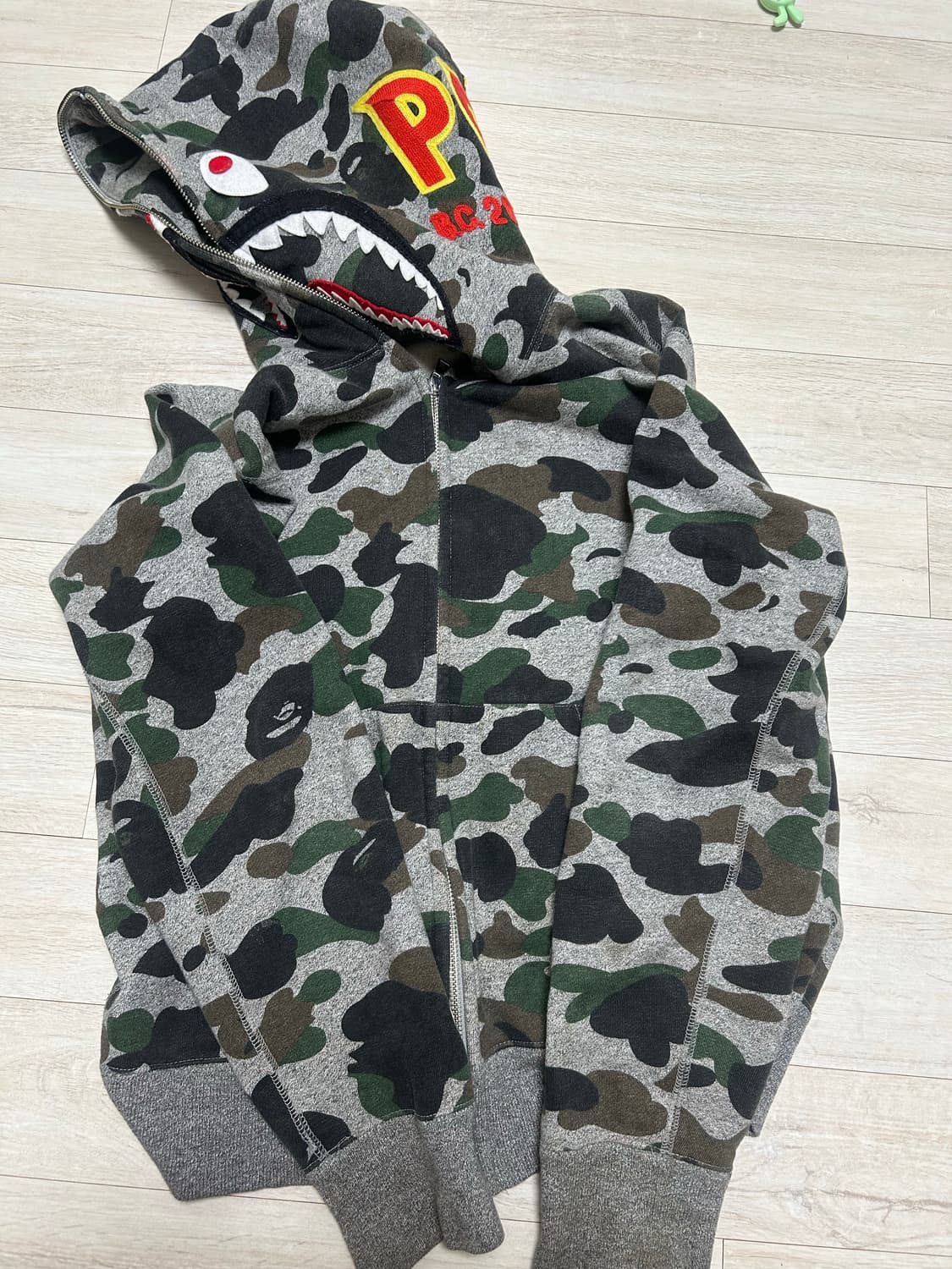 희귀매물 베이프 후드집업 상품이미지1