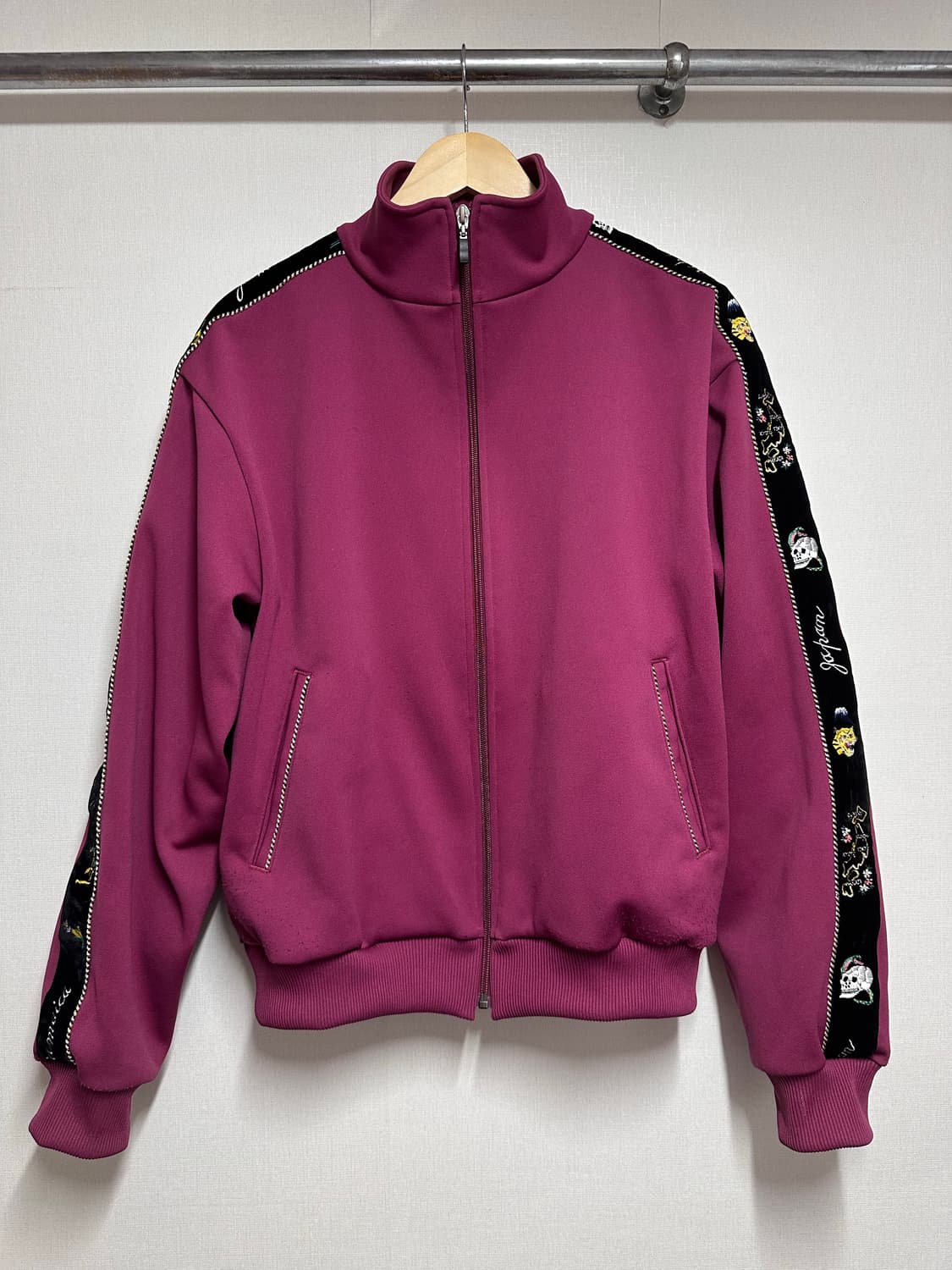 캐피탈 져지 트랙탑 상품이미지1