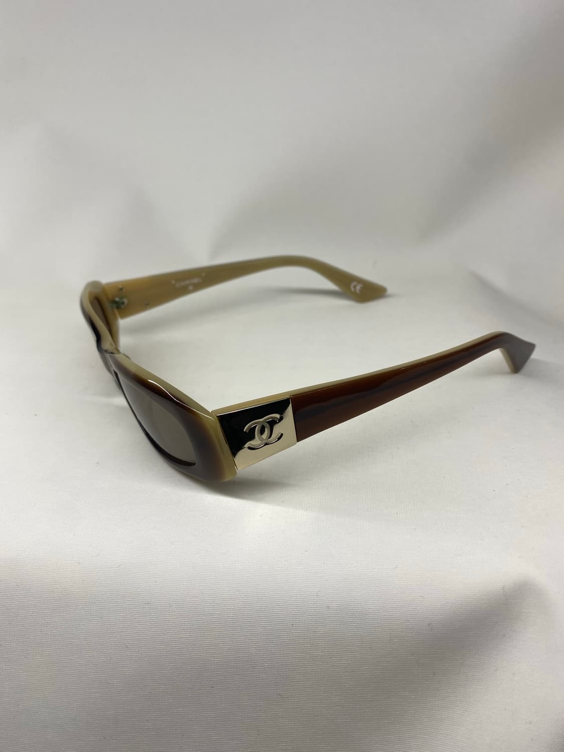 chanel 샤넬 투톤 그라데이션 선글라스 상품이미지3