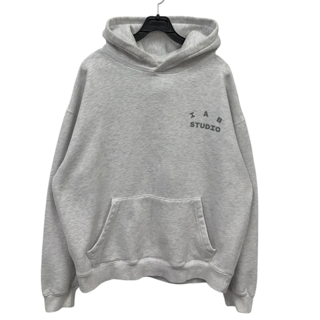 아이앱 스튜디오 백로고  후드티 상품이미지2