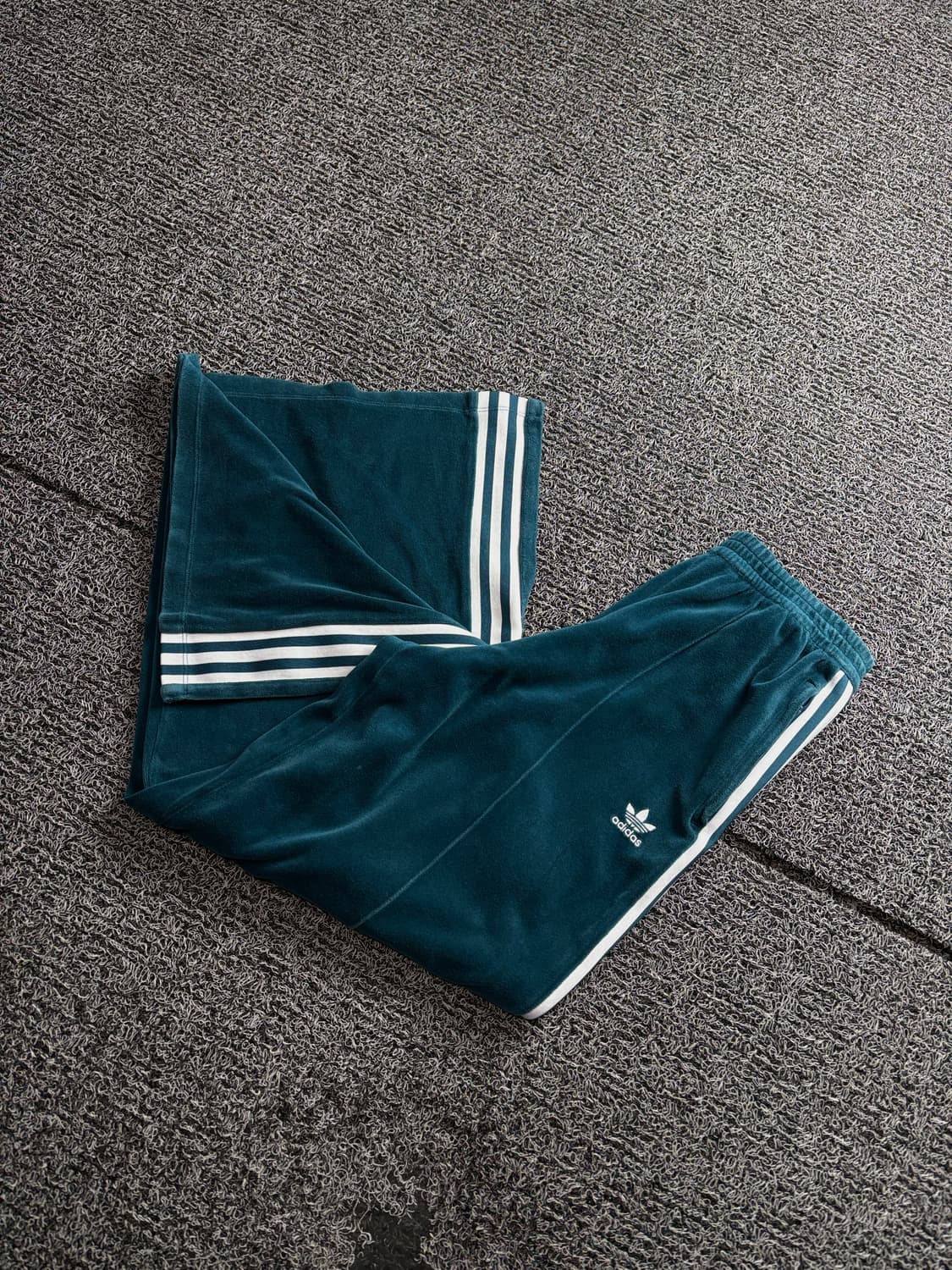 아디다스 리버티 런던 음각 벨벳 트랙 팬츠 2980 상품이미지1