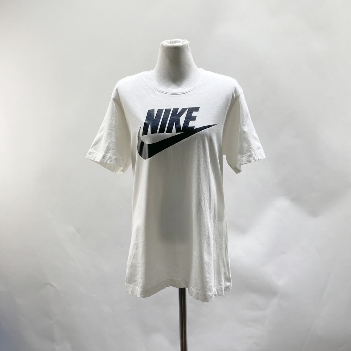 나이키 여성스포츠반팔 S  상품이미지1