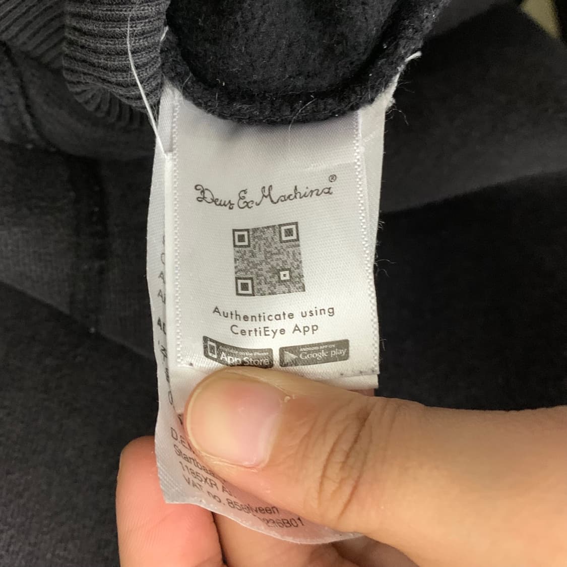 데우스 챠콜 로고 후드티 상품이미지6