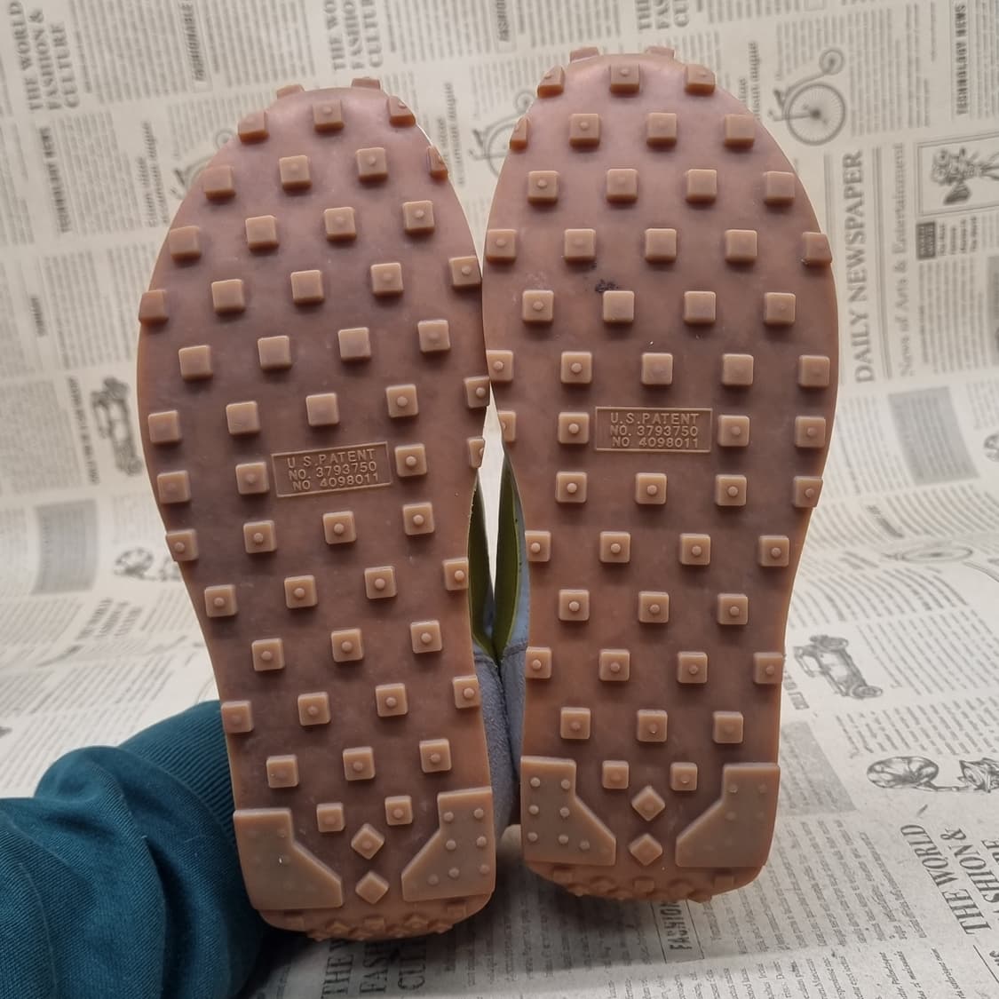 나이키 데이브레이크 여성운동화235  상품이미지3