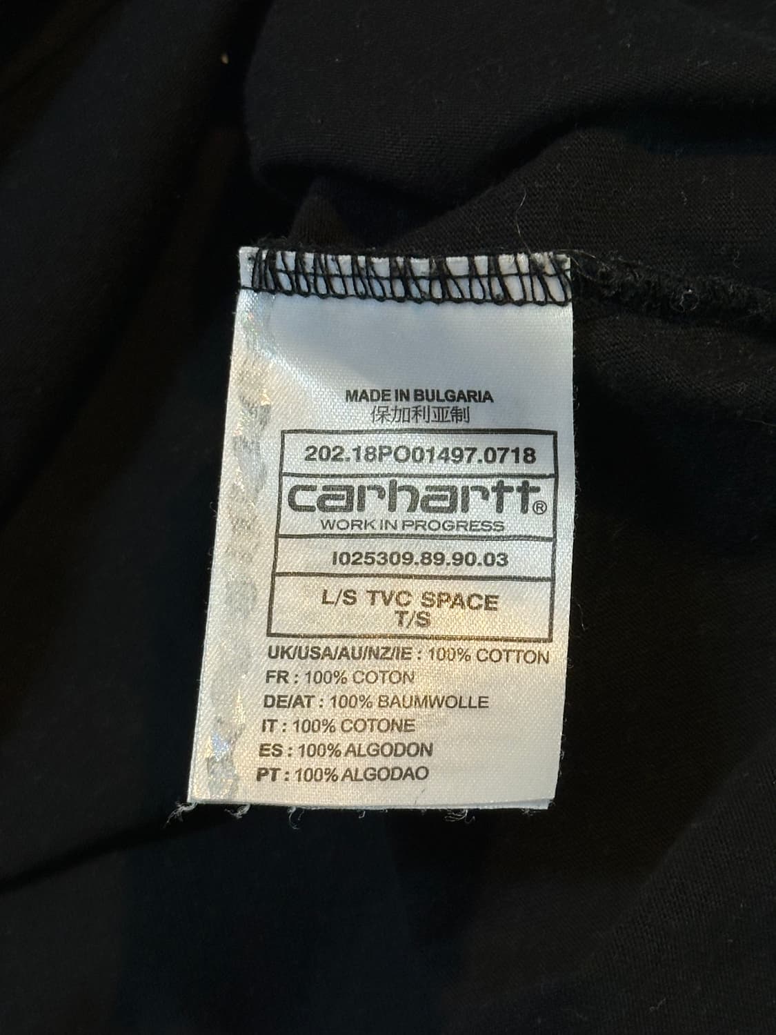 칼하트 WIP x The Village Cry Space 롱슬리브 블랙 상품이미지6