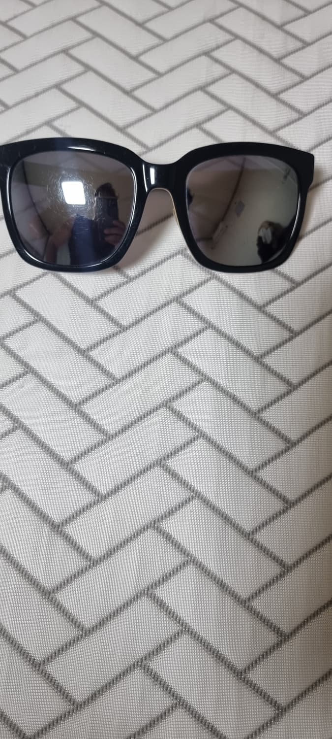 브레라 네로 명품 선글라스 팔아요 상품이미지4