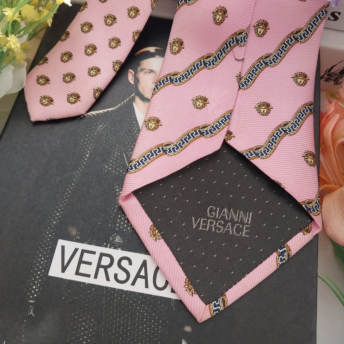 베르사체 실크 핑크 메두사 체인 패턴 넥타이 9.8cm A등급 K1346 상품이미지5