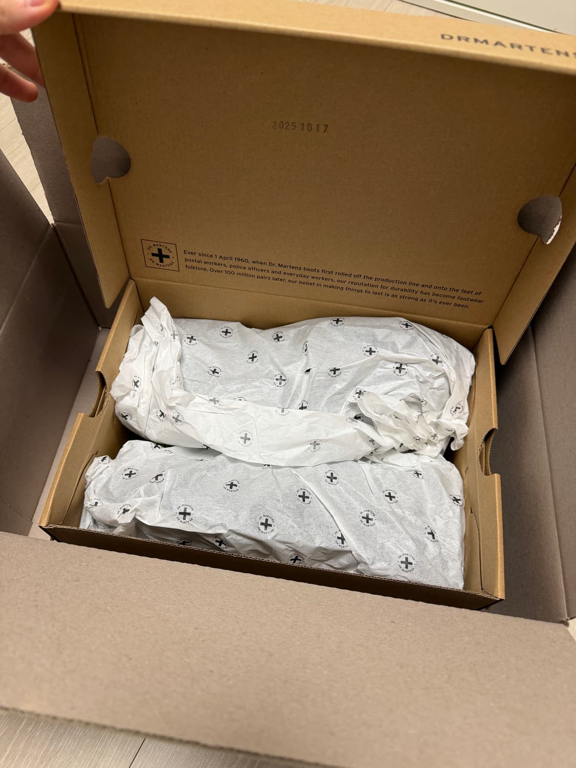 [새상품] 닥터마틴 1461 실버 아카디아 250 상품이미지3