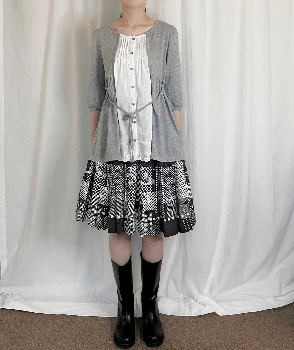 Layered Lace Point Cardigan - Gray 상품이미지2