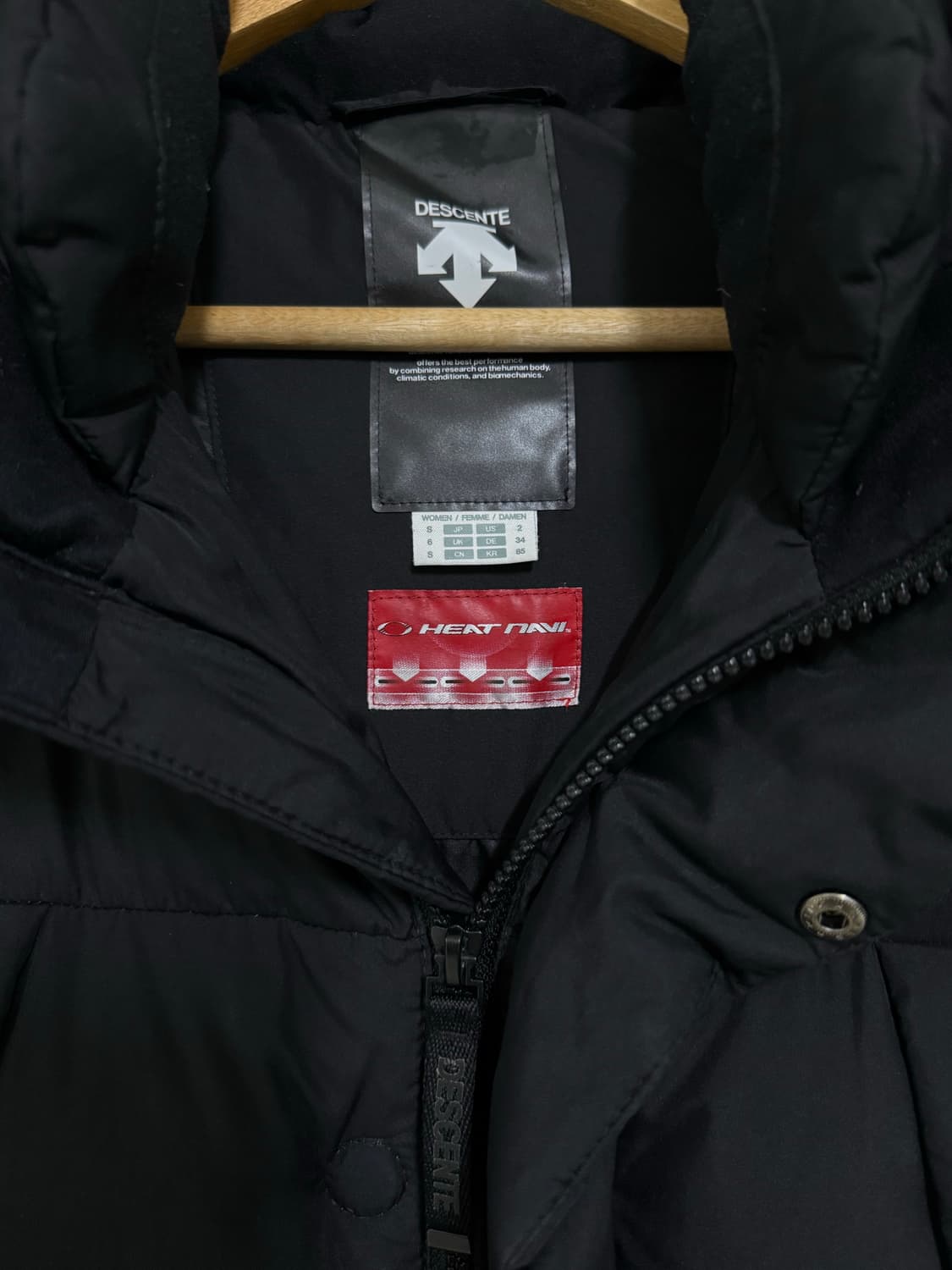 여성 85 / 데상트 구스다운 롱패딩 상품이미지4