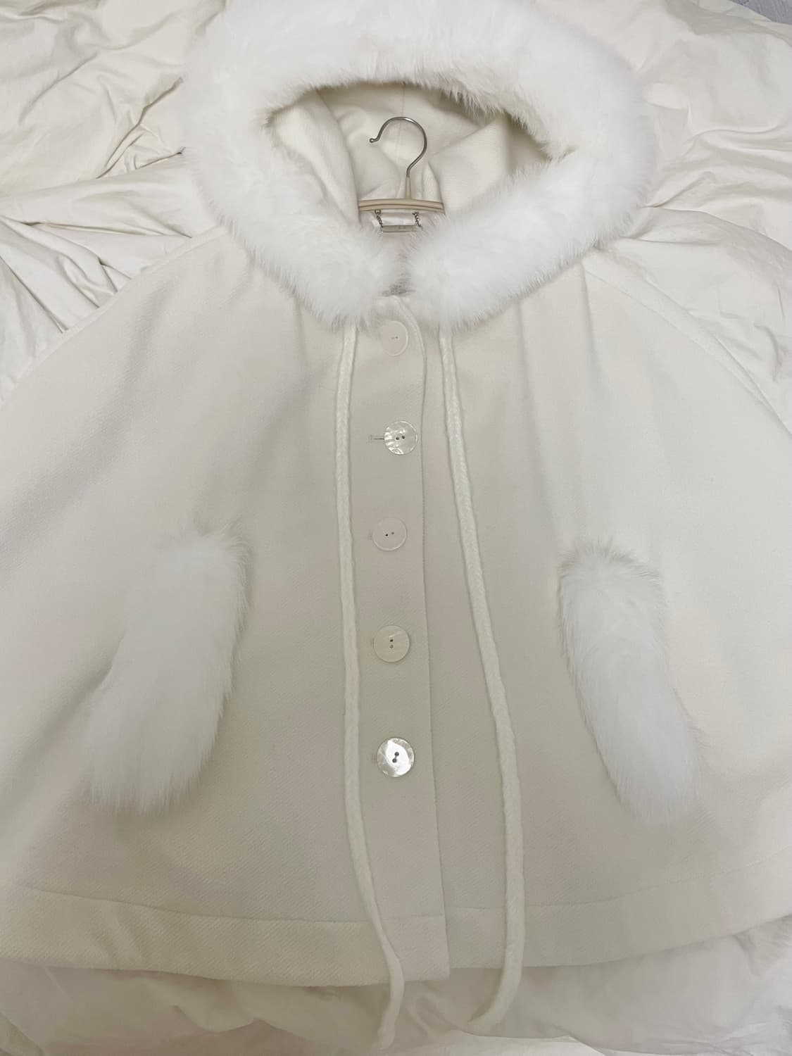 더티스 폭스 퍼 스노우 케이프 S 상품이미지2