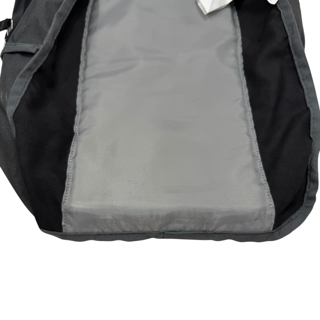 잔스포츠 빈티지 슈퍼브레이크 차콜 그레이 백팩 가방 상품이미지5