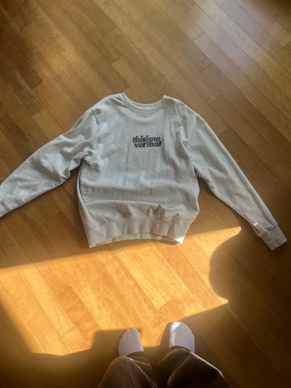 Thisisneverthat 맨투맨 L사이즈 상품이미지1