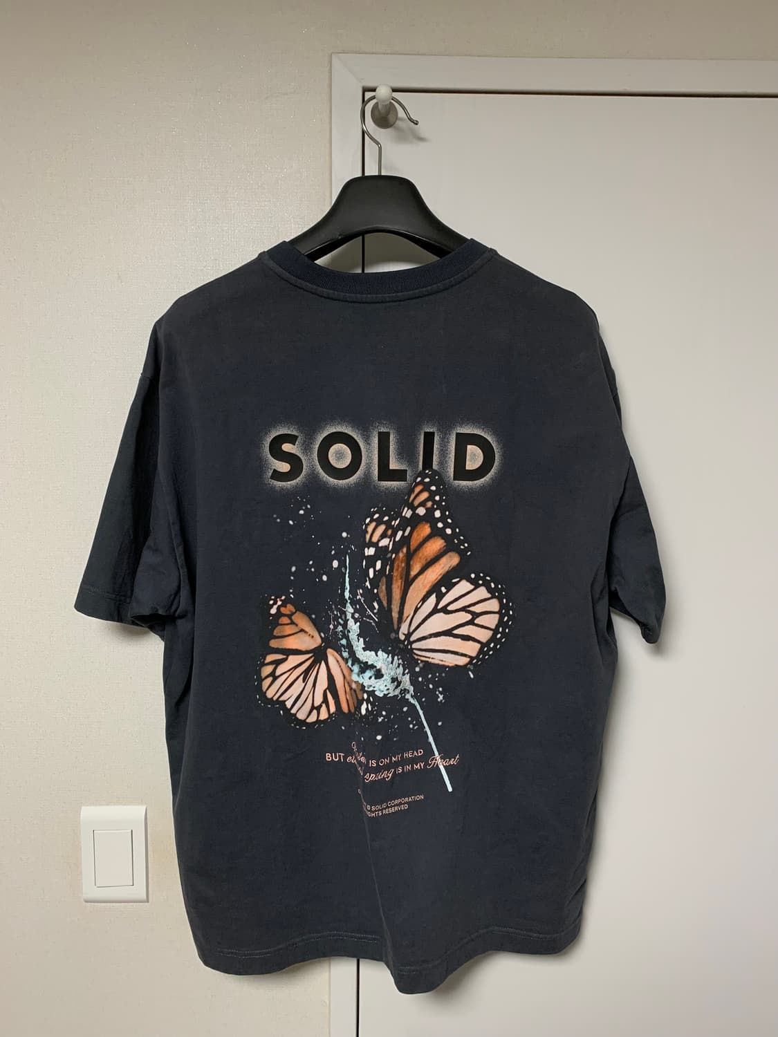 역시즌급처))솔리드옴므 나비 반팔 상품이미지1