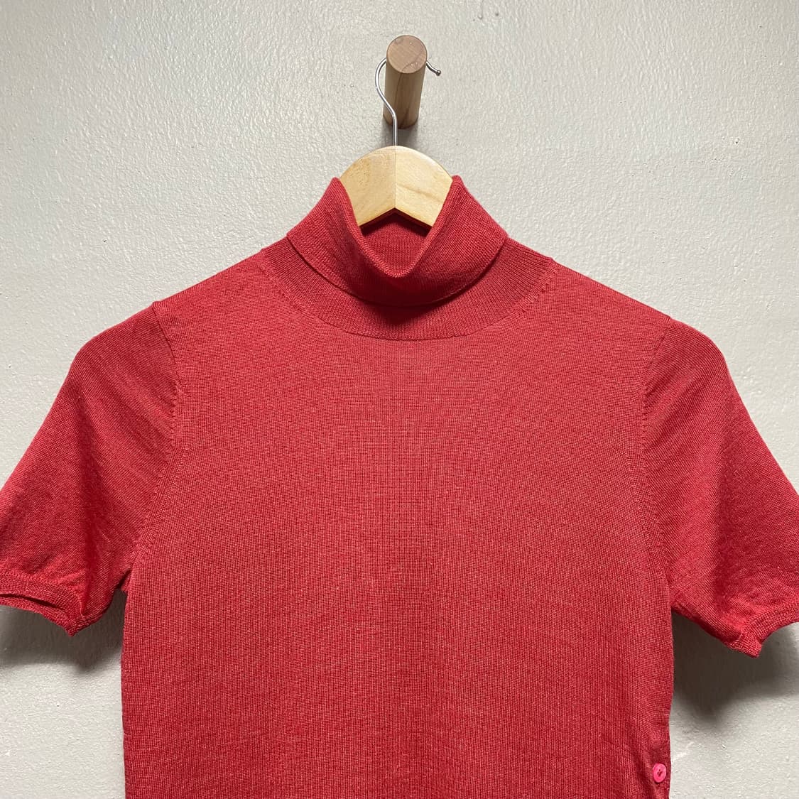 폴스미스 자수 디자인 하프 터틀넥 니트 상품이미지3