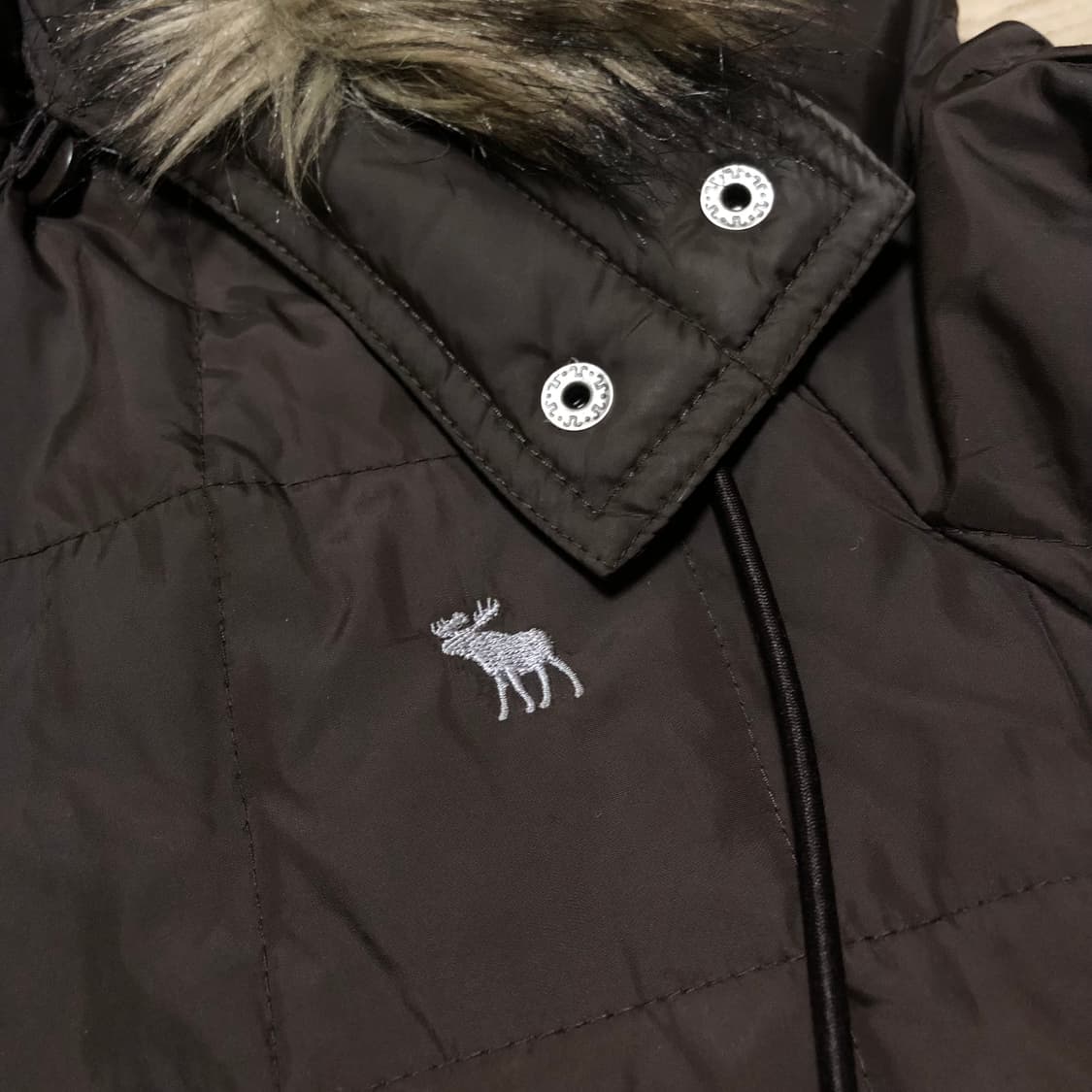 아베크롬비 순록 로고 울프죠 브라운 패딩 상품이미지2
