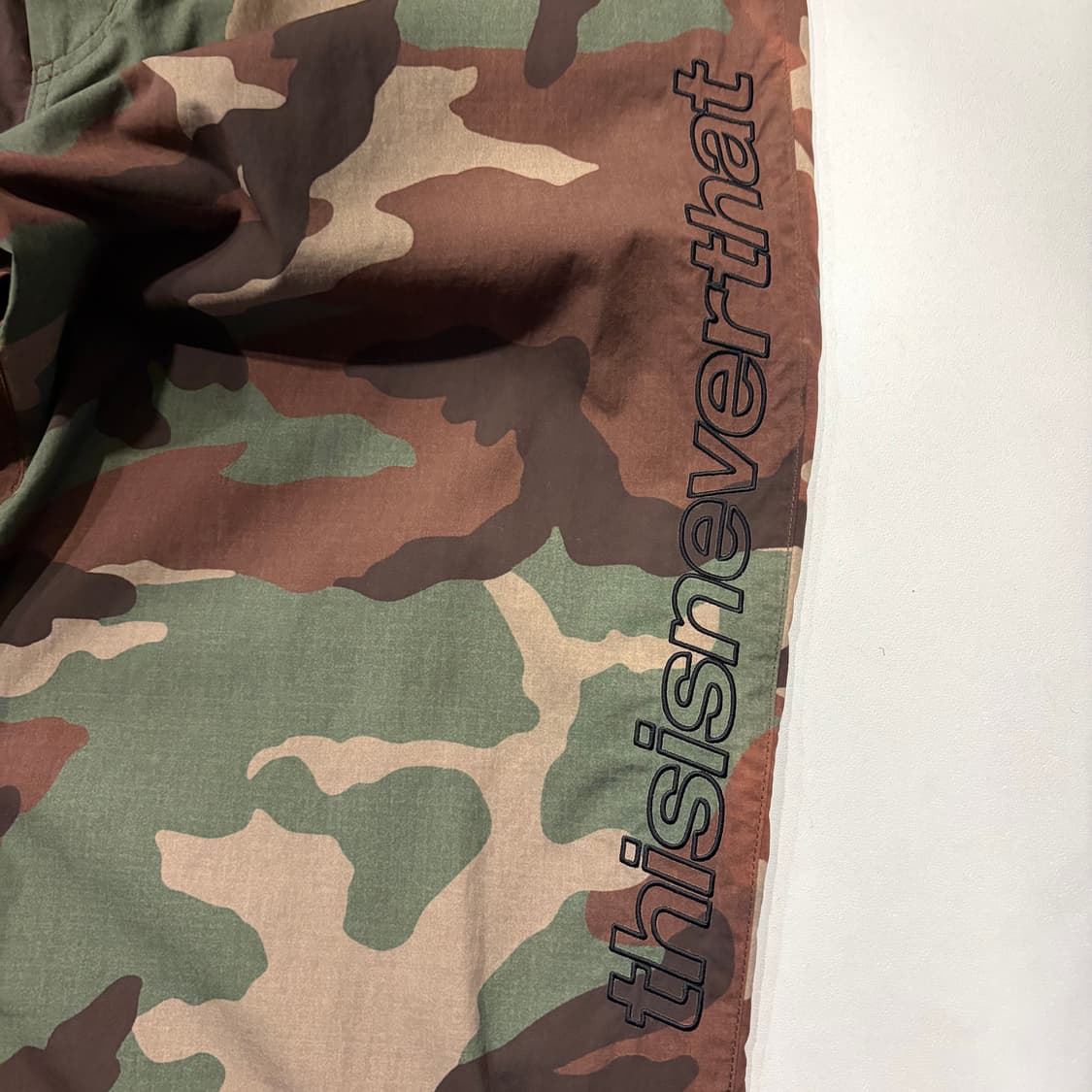 [M] 디스이즈네버댓 카모플라쥬 조거팬츠 D12 상품이미지4