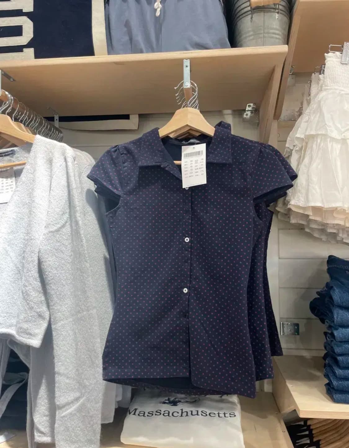 삽니다)브랜디 멜빌 빨간 땡땡이 도트 반팔 셔츠 삽니다! 상품이미지2