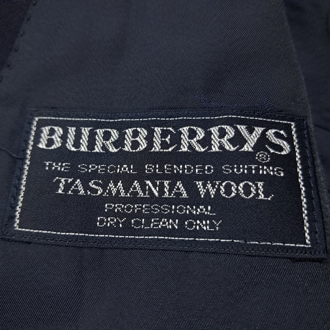 CL090 M 버버리 90s 타스마니아 울 금장 로고 버튼 더블 블레이 상품이미지5