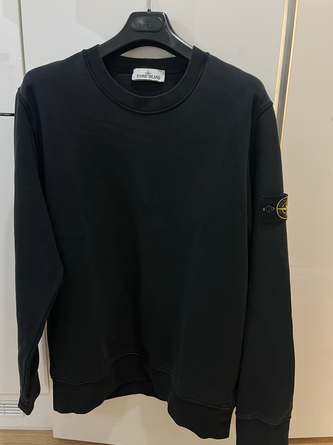 23ss 스톤아일랜드 맨투맨 2xl 상품이미지1