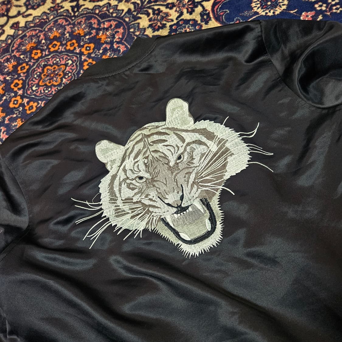 모티브 타이거 유광 블루종 자켓 XL size 상품이미지2