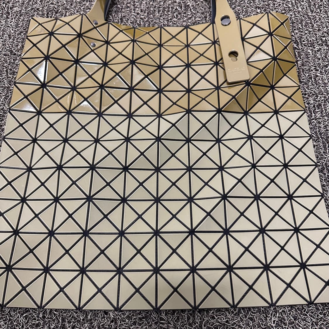 이세이미야케 BAOBAO 한국 매장판 여성 토트백 가방 상품이미지7