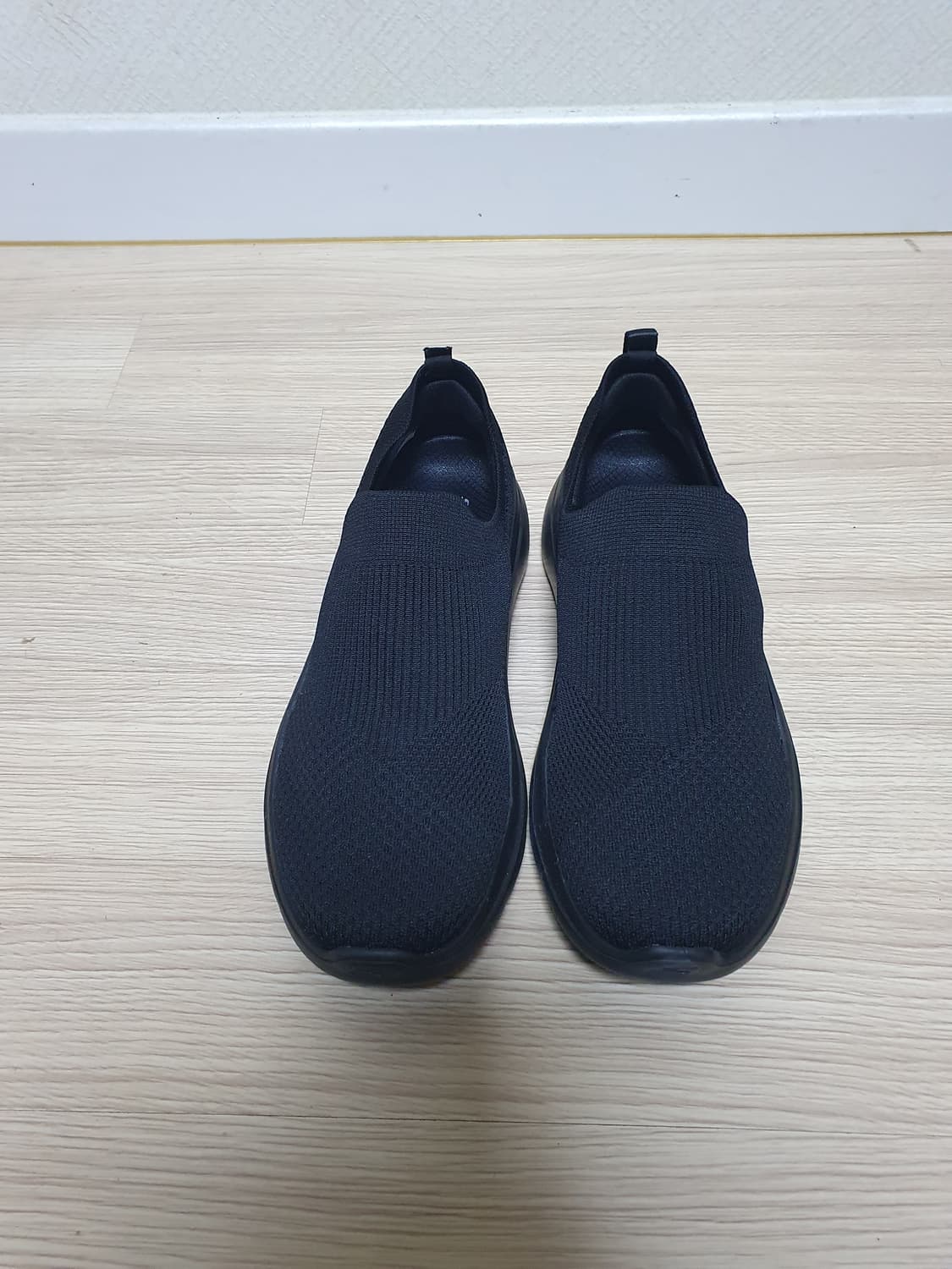 스케쳐스 아치핏 블랙 슬립온 운동화 250 상품이미지3