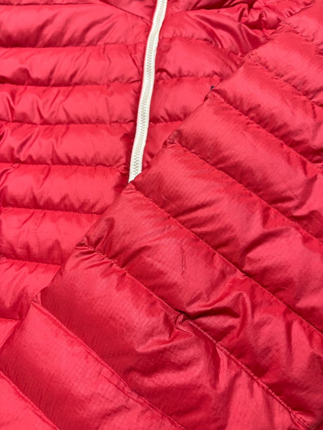 [M/하자,오염] 파타고니아 경량 패딩  상품이미지6