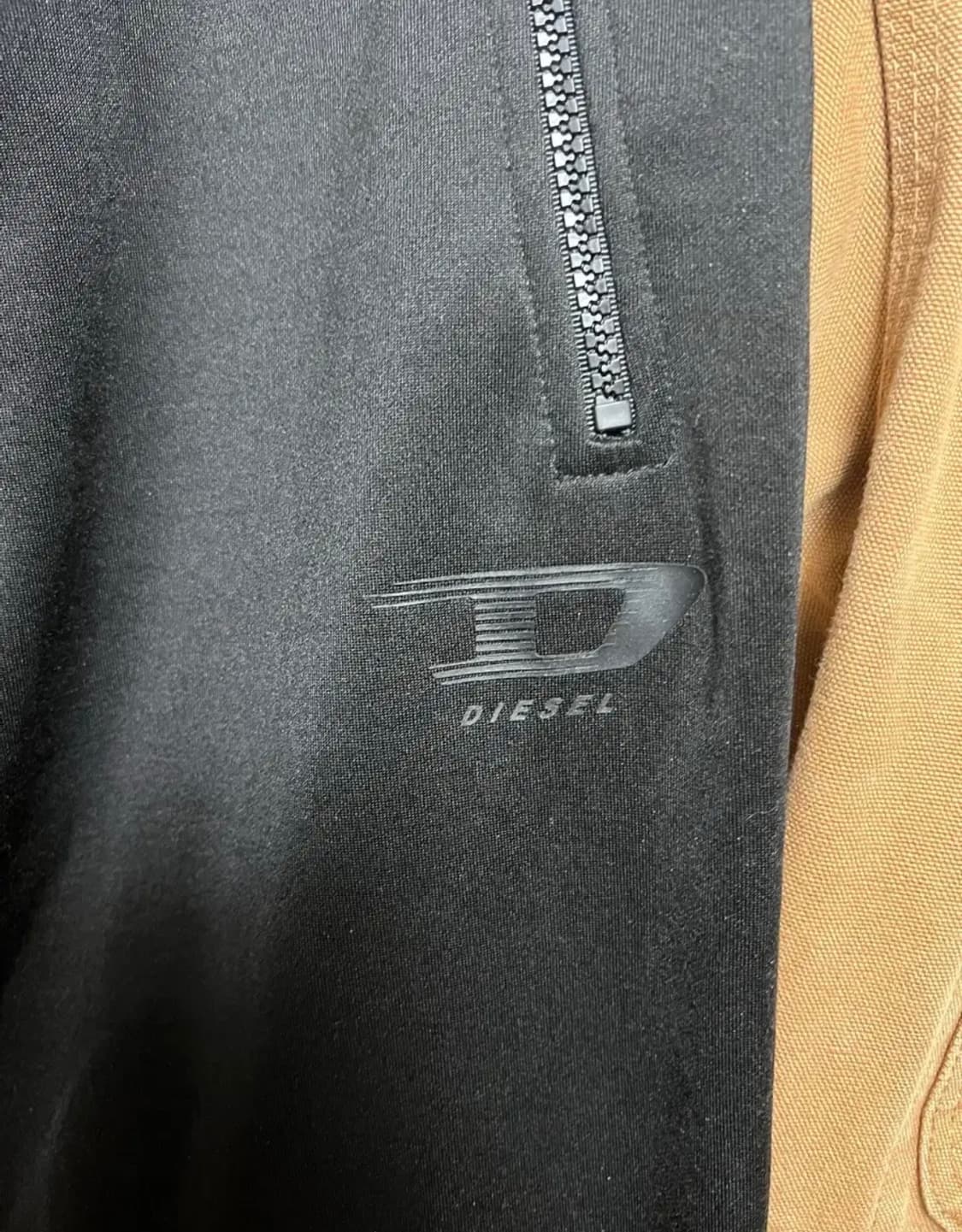 디젤 블랙/레드 트랙 팬츠 상품이미지3