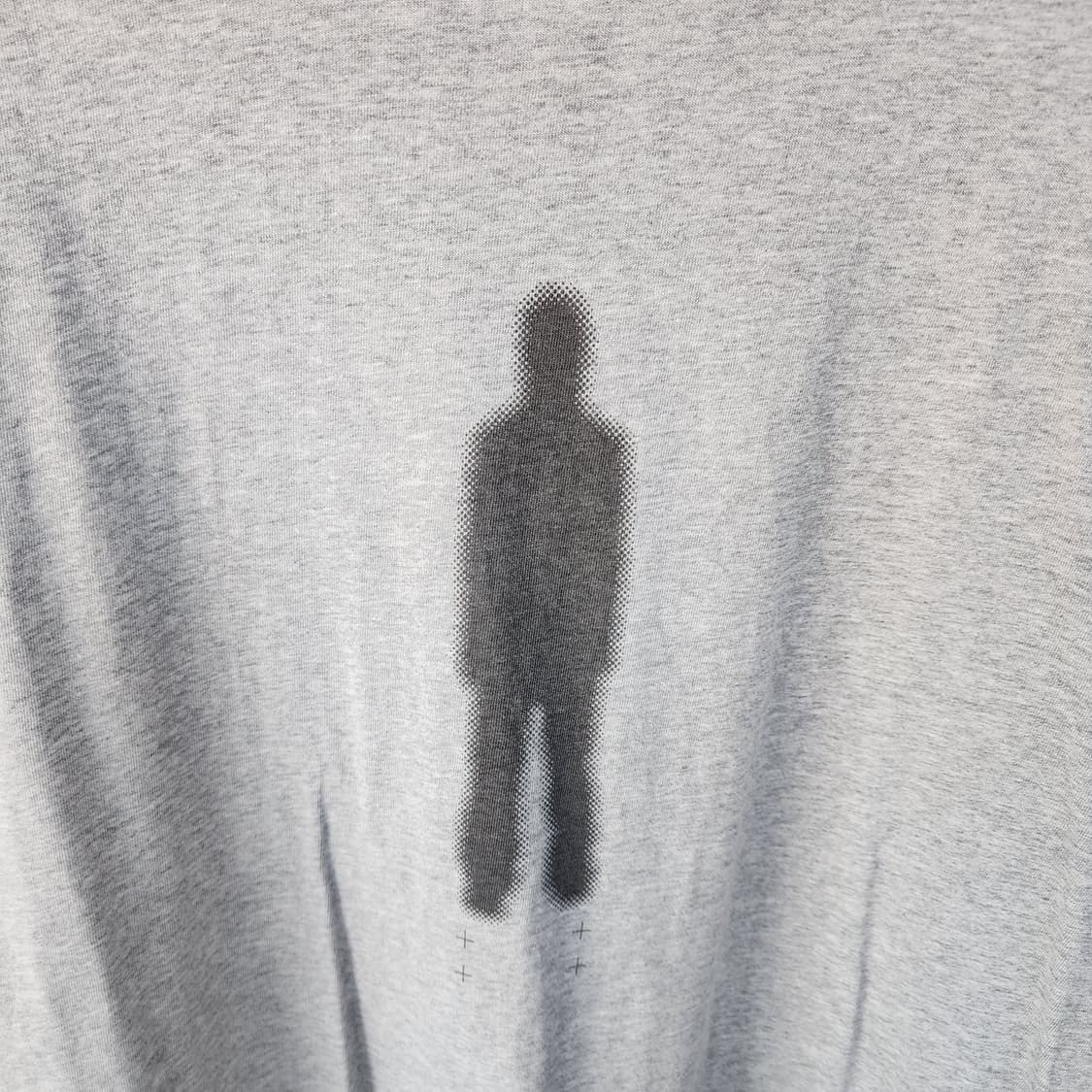 해칭룸 그레이 긴팔 티셔츠 상품이미지3