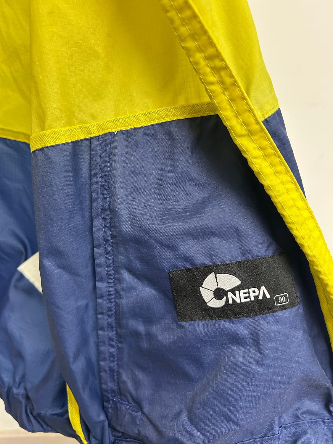 네파 바람막이 90 상품이미지6