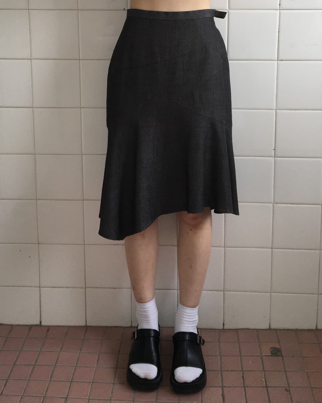 Unbalanced line detail skirt 상품이미지5