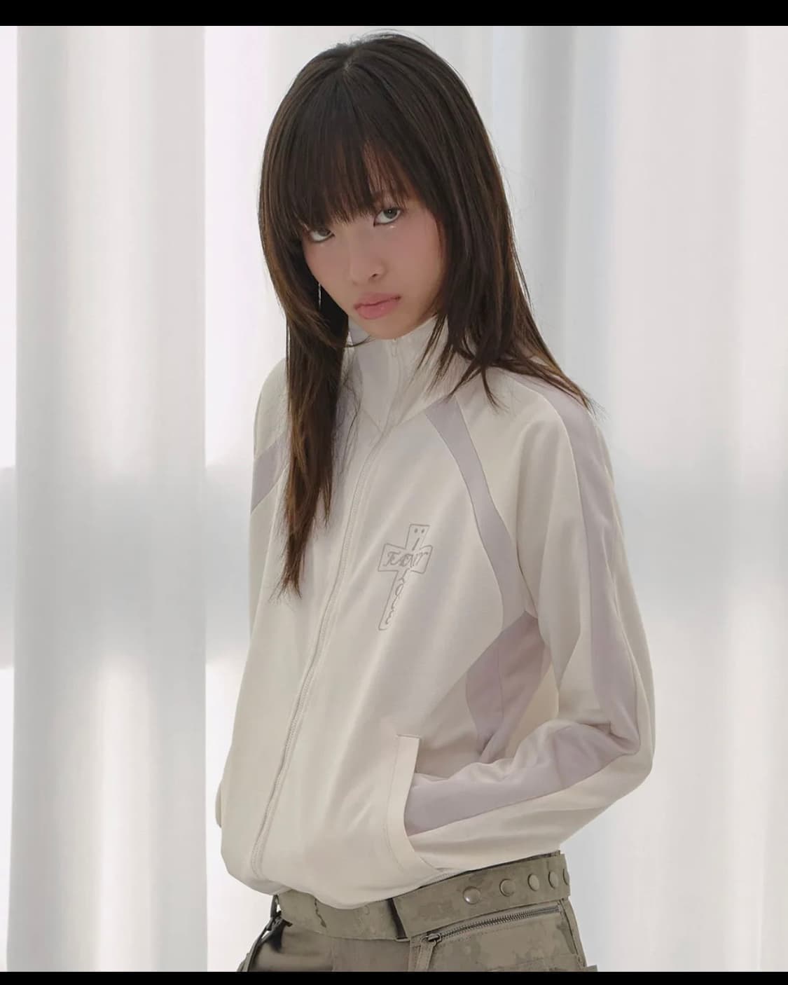 팬시클럽 프로스 글로시 트랙탑 상품이미지2