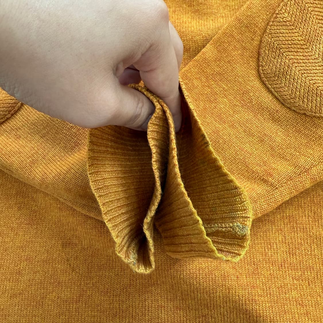 [100] 헤지스 라운드 니트 머스타드색 3731 상품이미지3