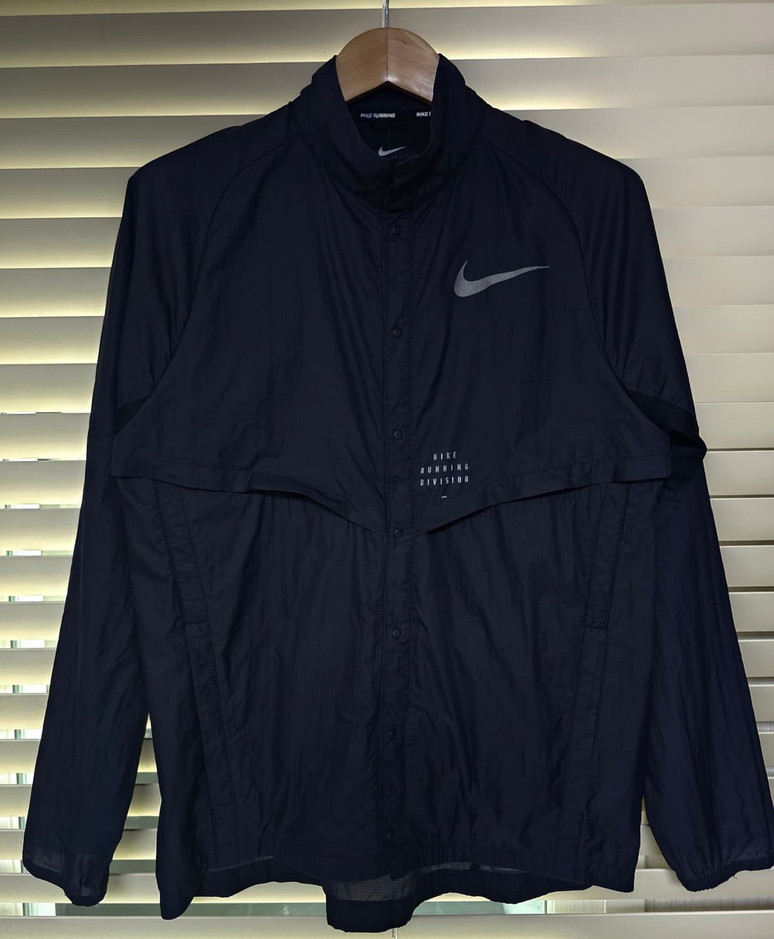 나이키 런닝 디비전 바람막이 자켓 블랙 L(100) 상품이미지1