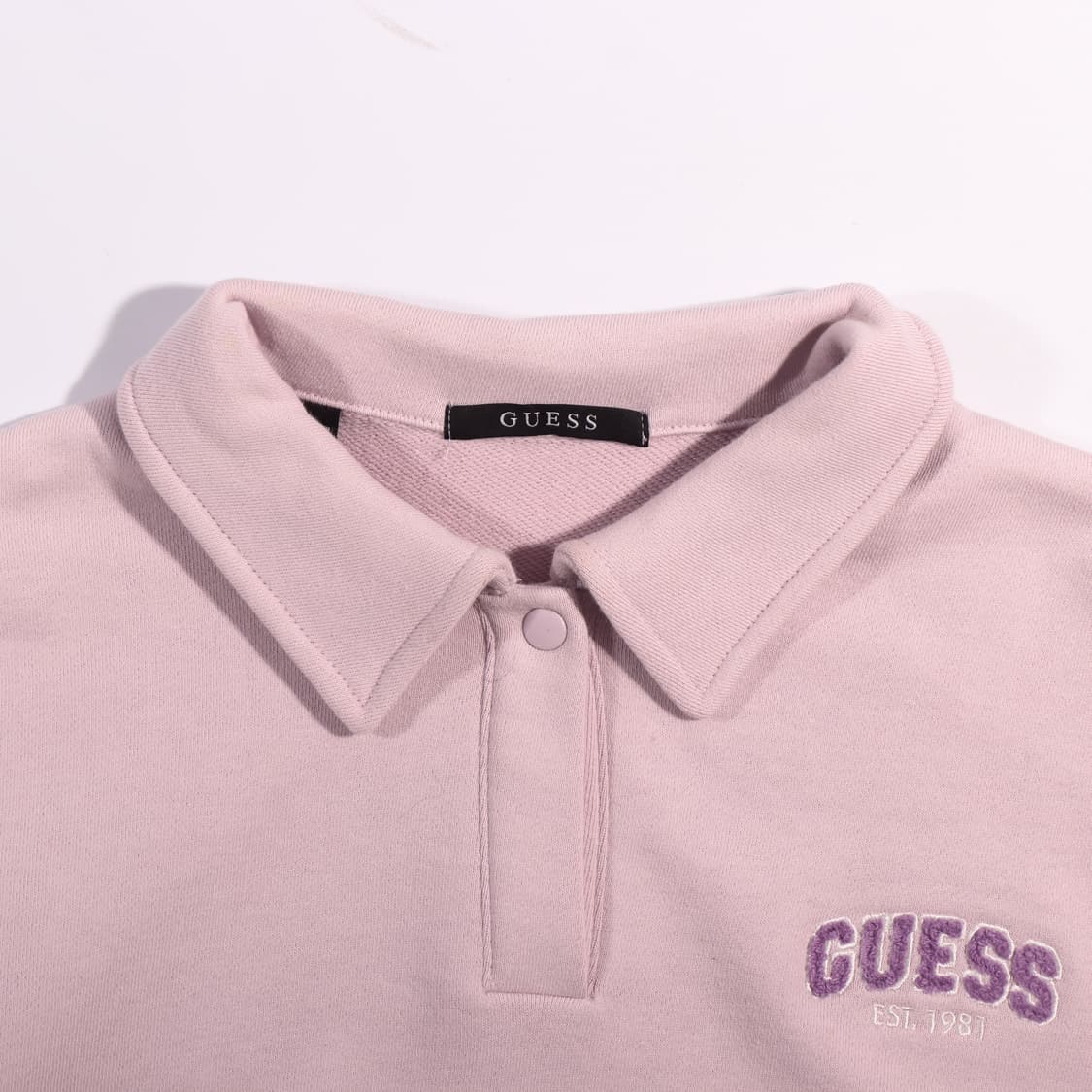 게스 크롭 카라 맨투맨 B533 상품이미지2