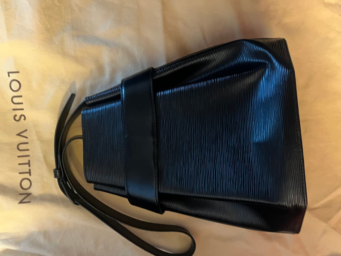 루이비통 에삐 삭데폴 PM 상품이미지5