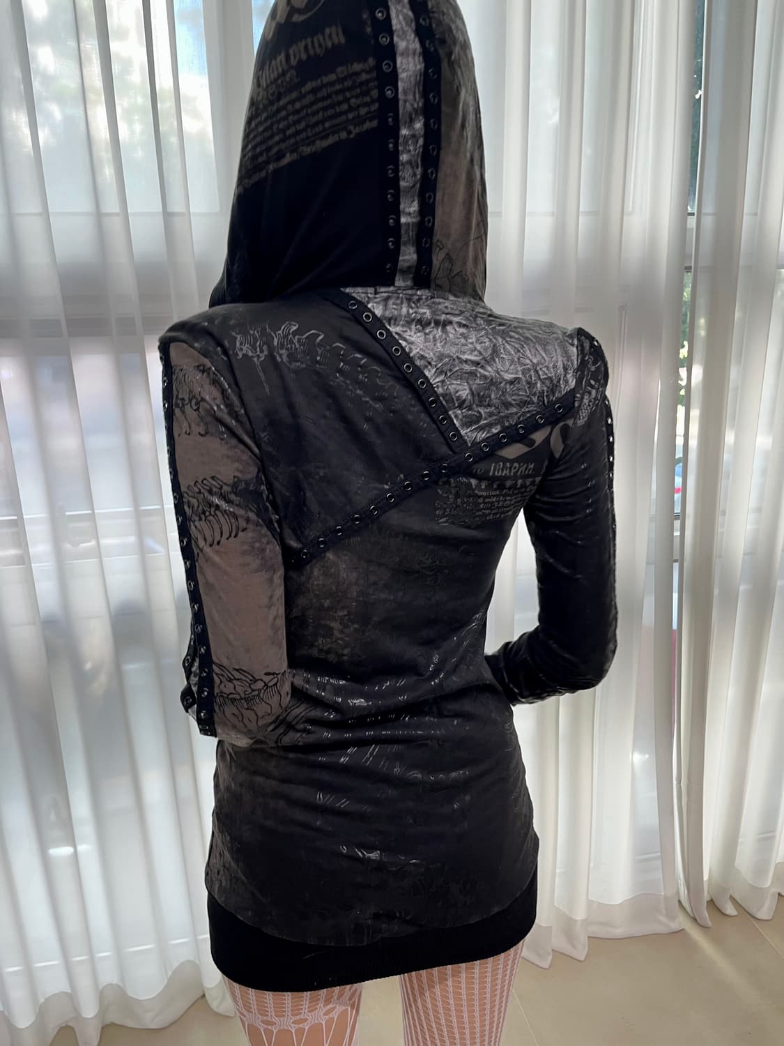 ‘SALVAGE' leather eyelet long sleeve 상품이미지3