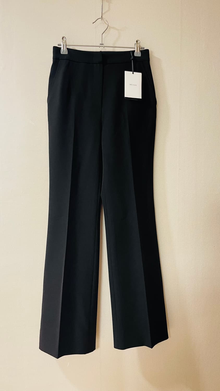 택달린새상품) 메비 MÉHVIE 블랙 부츠컷 슬랙스. 정가 12만원대.  상품이미지2