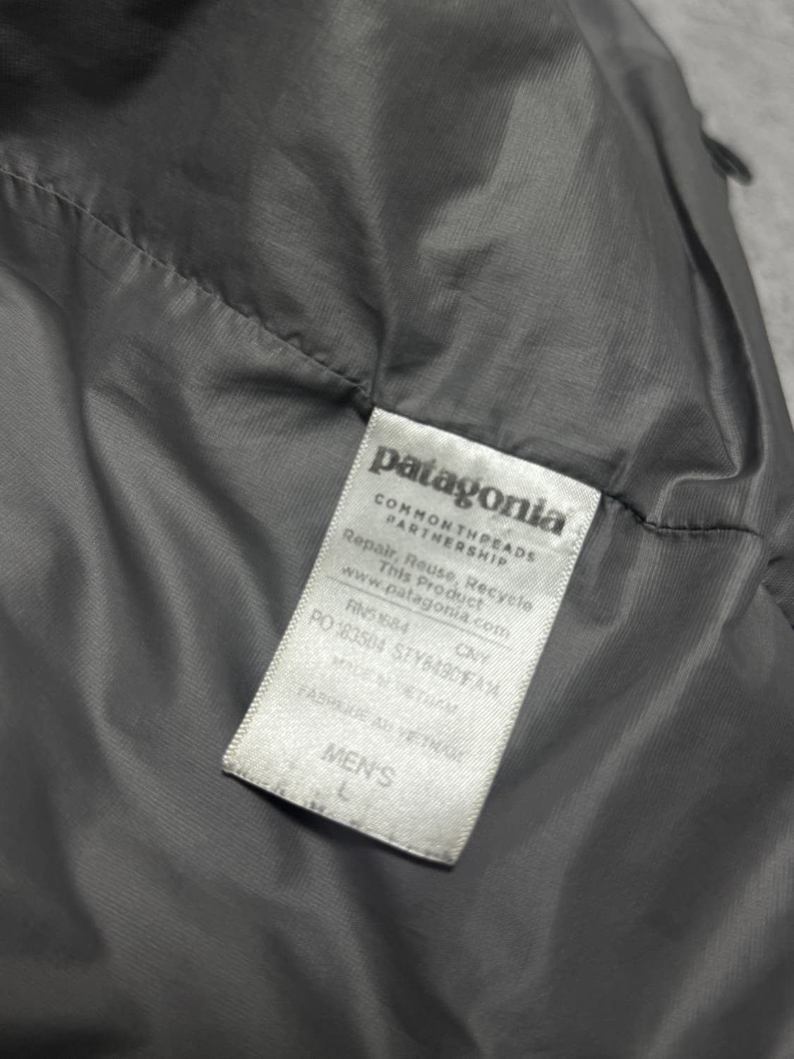 [L] 파타고니아 하이로프트 다운 후디 네이비 상품이미지6