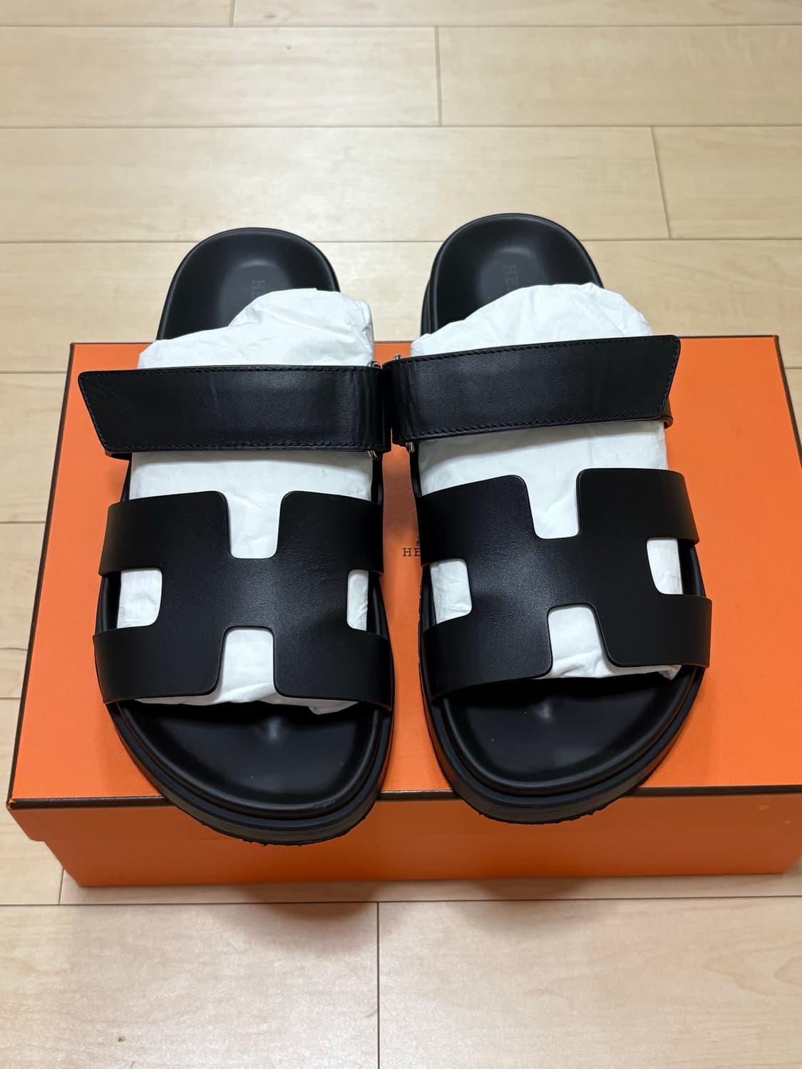 에르메스 시프레 샌들 카프스킨 & 누아 38.5 상품이미지1