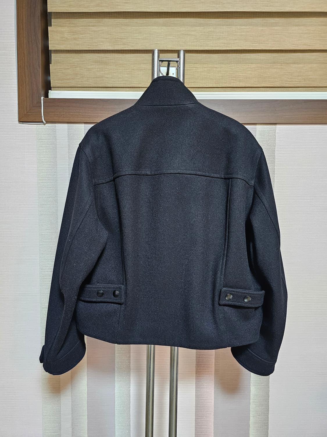 솔리드옴므 명작 하이넥 울 크롭자켓 블랙 46 상품이미지3